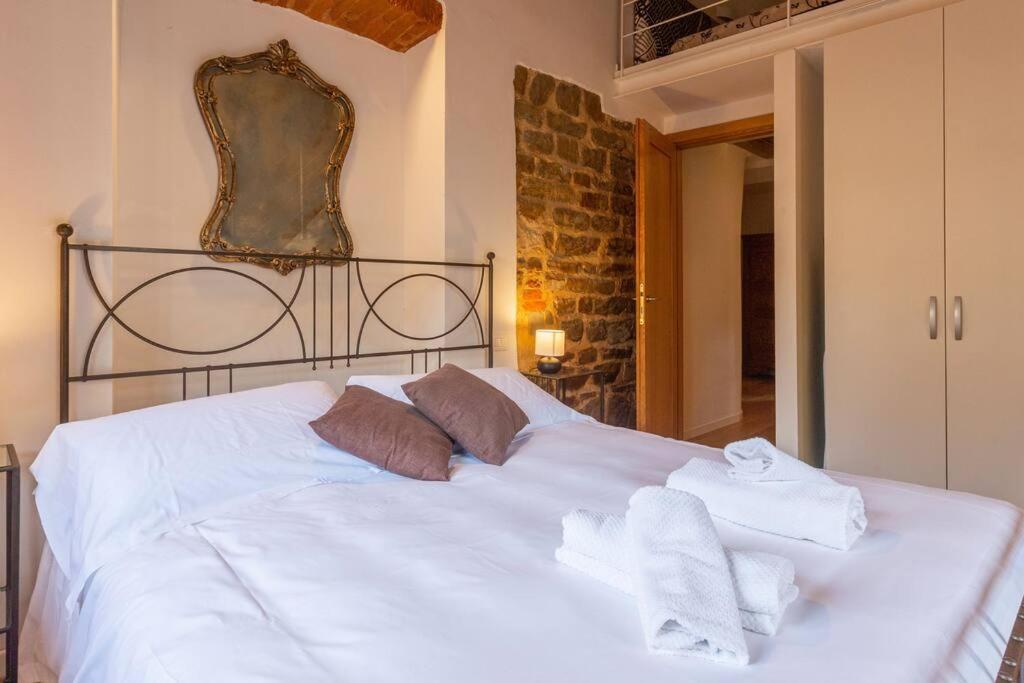 Dreaming Apartment In An Ancient Tower Флоренция Экстерьер фото
